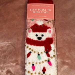 NWT Bath & Body Works Polar Bear Socks